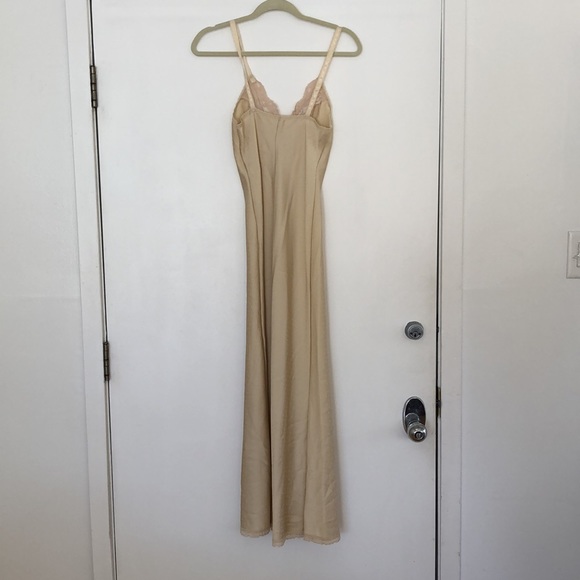 Linsey Roscoe vintage nightgown 52” long size Petite - Picture 2 of 14